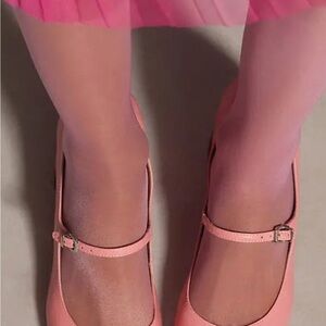 VICENZA
Colorblock Mary Jane Heels - Pink